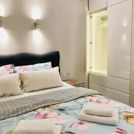 Lirra Luxe - Belgrád